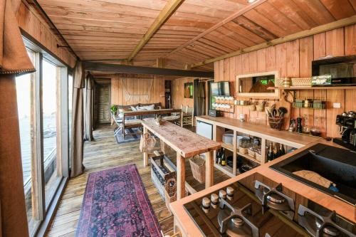 Loire Evasion - Lodge Flottant - Le Balbuzard