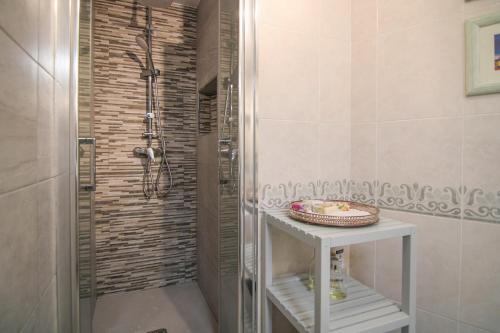 Apartamento céntrico en playa Arenal - MIRAIFACH