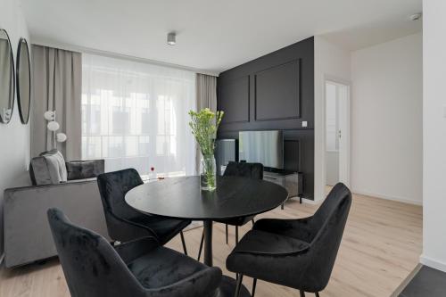 Η κουζίνα ή μικρή κουζίνα στο Symphony Modern Tower Apartamenty