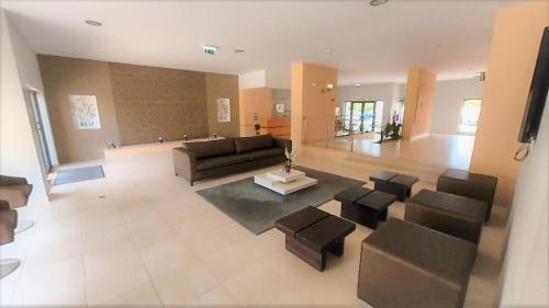 Rocha Tower 16E