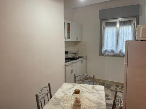 Η κουζίνα ή μικρή κουζίνα στο La casa di Aba