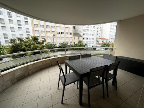 Appartement 3 pièces à 100m de la plage avec grande terrasse et WIFI – Les Sables-d'Olonne - FR-1-197-537