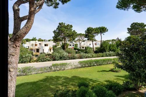 Mouramar One bedroom apartment, with pool