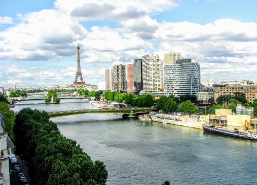 EIFFEL TOWER PENTHOUSE