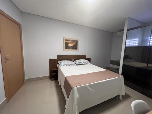 Tempat tidur dalam kamar di Suites Stival Centro