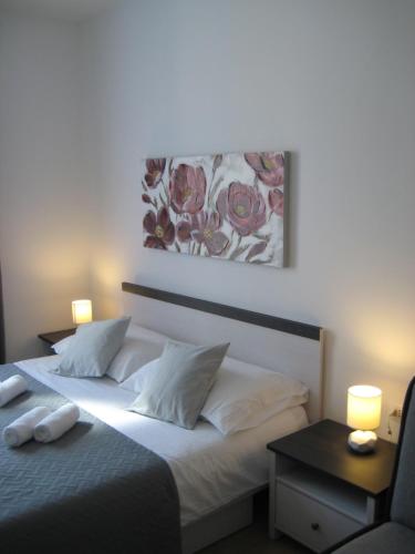 Peninsula Apartment