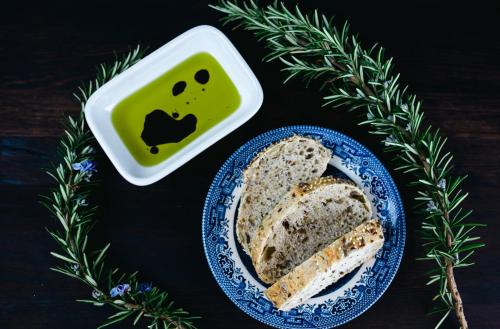 Makanan di atau berdekatan inn ini
