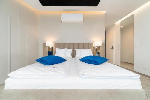 Katil atau katil-katil dalam bilik di Axel Baltic Jacuzzi & Sauna ADULTS ONLY
