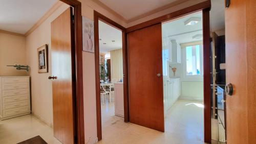 Kúpeľňa v ubytovaní Precioso apartamento con vistas al mar