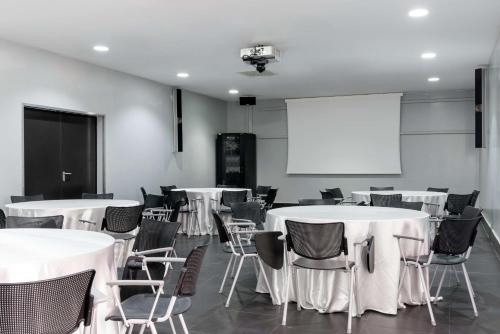 Konferenční prostory v ubytování Radisson Blu Hotel N'Djamena