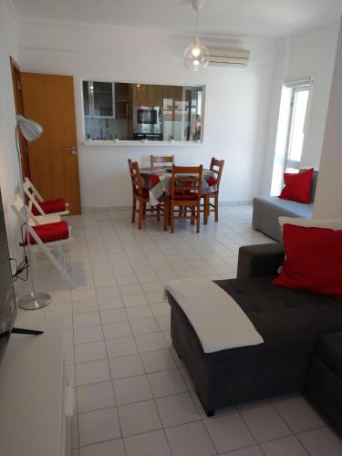 Squash Apartments 507