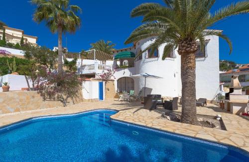 Villa Ritter - three bedroom with private pool - by Holiday Rentals Villamar