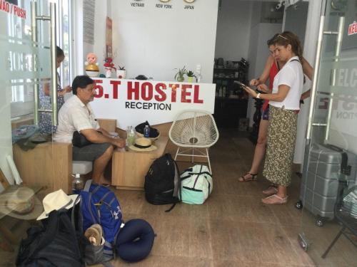 Επισκέπτες που μένουν στο 5.T Hostel