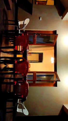 Ruang duduk di Nivritti Villa