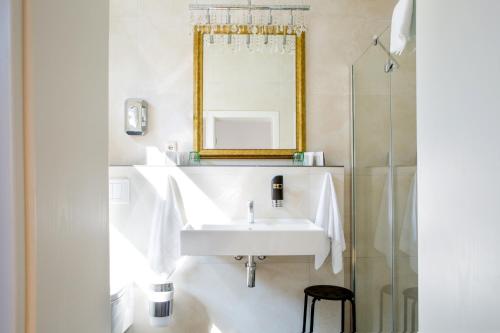 Een badkamer bij Hotel Villa Vinum Cochem