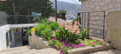 Apartment "Orangina" Sea - Nature - Relax - Ideal for Couples