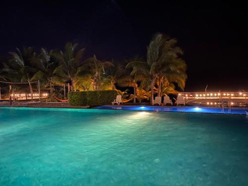 Bazén v ubytování Resort Playa Azul Departamentos nebo v jeho okolí