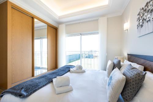 Casa Malhotra at Boa Vista Golf Resort, Bayview Village
