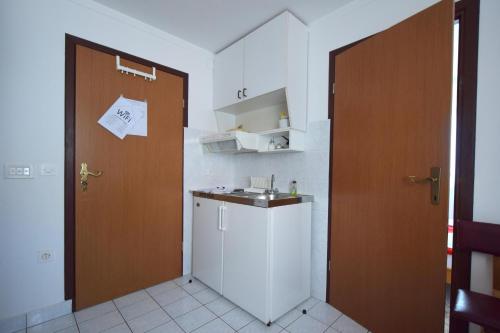 Dapur atau dapur kecil di Apartments Jole