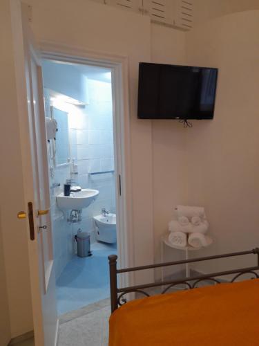 Koupelna v ubytování Mezza Torre B&B