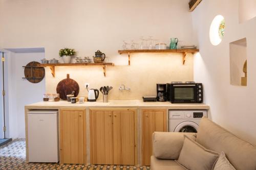 Kuchyň nebo kuchyňský kout v ubytování Nisos Villa Olympos Karpathou