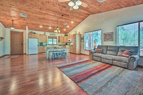 Happy Jack Cabin with Spacious Deck and Fire Pit – Photos 4