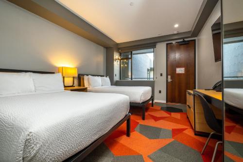 Infinity Hotel San Francisco, Tapestry Collection by Hilton Image