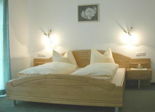 Katil atau katil-katil dalam bilik di Pension&Appartements Marxenhof