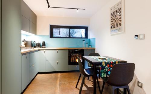 Afbeelding uit fotogalerij van Stylish City Apartment in Split