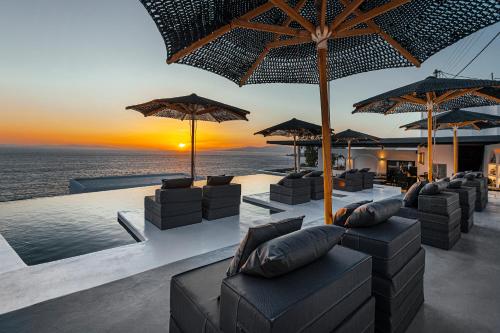 Tagoo Black Mykonos
