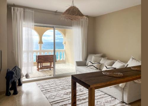Sea Suite - Playa de Cotobro, Almuñecar, Almuñécar – Updated ...
