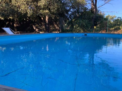 Swimmingpoolen hos eller tæt på La Bastide du Castellet