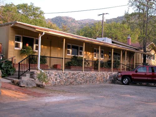 Sequoia Motel – عکس‌ها 2