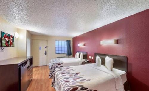 Gallery image of Red Roof Inn Plano in Plano