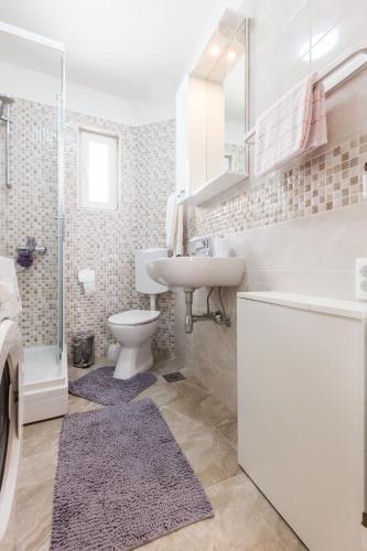 Drago 2BR apt. in old town