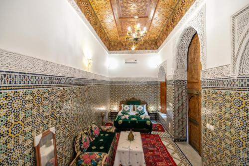 Un lugar para sentarse en Riad Fes Iline