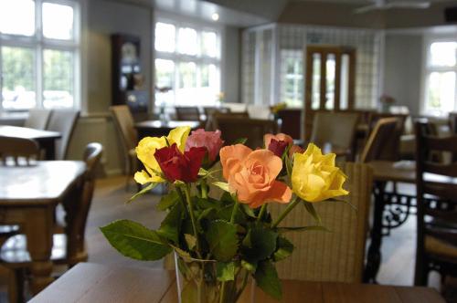 Gallery image of The White Lion Inn in Hampton in Arden