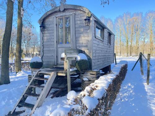 Gallery image of Pipowagen het Oventje in Zeeland