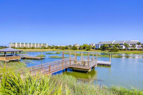 The Blue Pelican – Photos 4