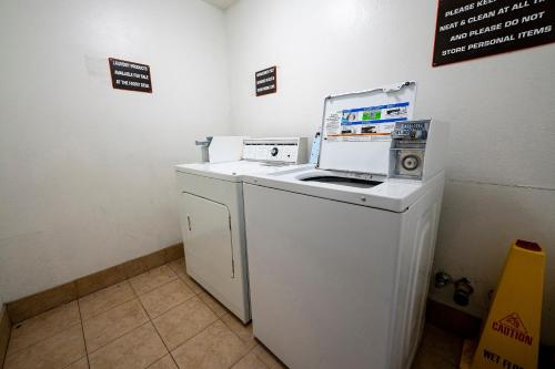 Gambar di galeri bagi OYO Hotel Hermiston OR, Downtown di Hermiston