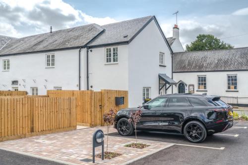 Gallery image of The Bear in Usk