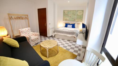 Postel nebo postele na pokoji v ubytování La casa del puerto - BERMEO
