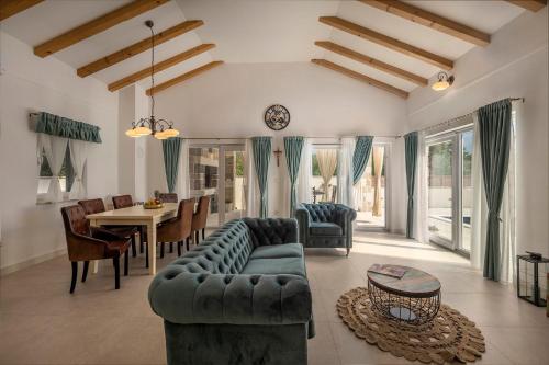 Beautiful Villa Jakov – Photos 3