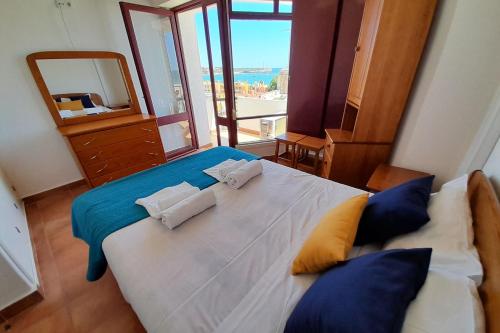 Fortaleza Sea-View w Balcony by LovelyStay