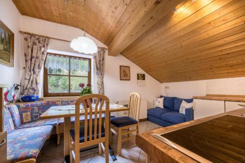 Φωτογραφία από το άλμπουμ του Apartment Waldesruh σε Muhlbach