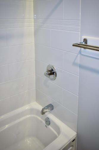 Un baño de Morel Executive Suites