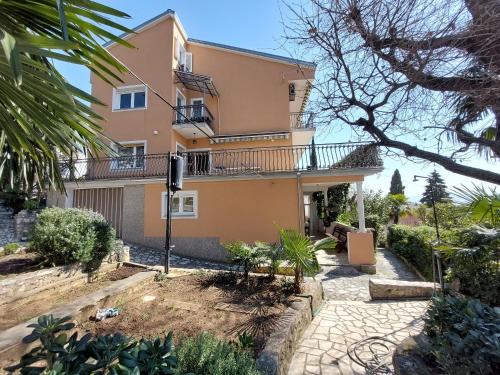 Apartments Faran