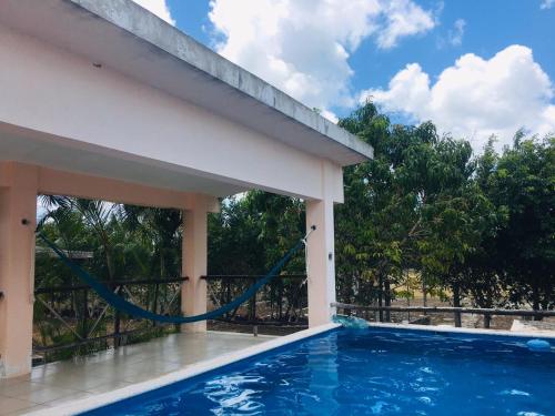 Bazén v ubytování Casa Hacienda San Gabriel nebo v jeho okolí