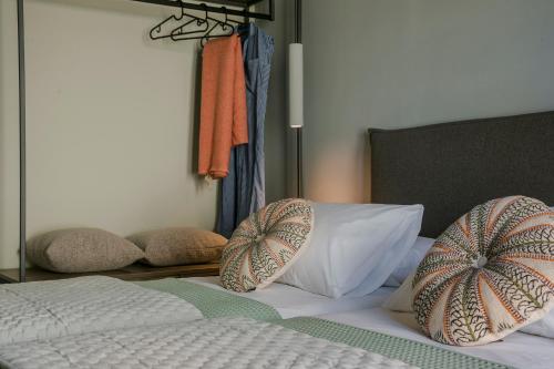 Kappa Suites & Apartmentsにあるベッド