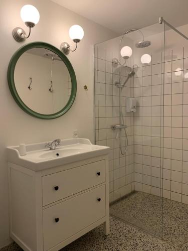 Et badeværelse på Hotel Egeskoven